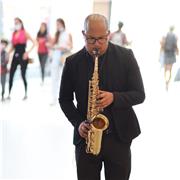 Clases personalizadas de clarinete y saxofón.Desde inicial hasta medio avanzado.Dependiendo del género músical,además de aprender a leer música en función del avance en el instrumento